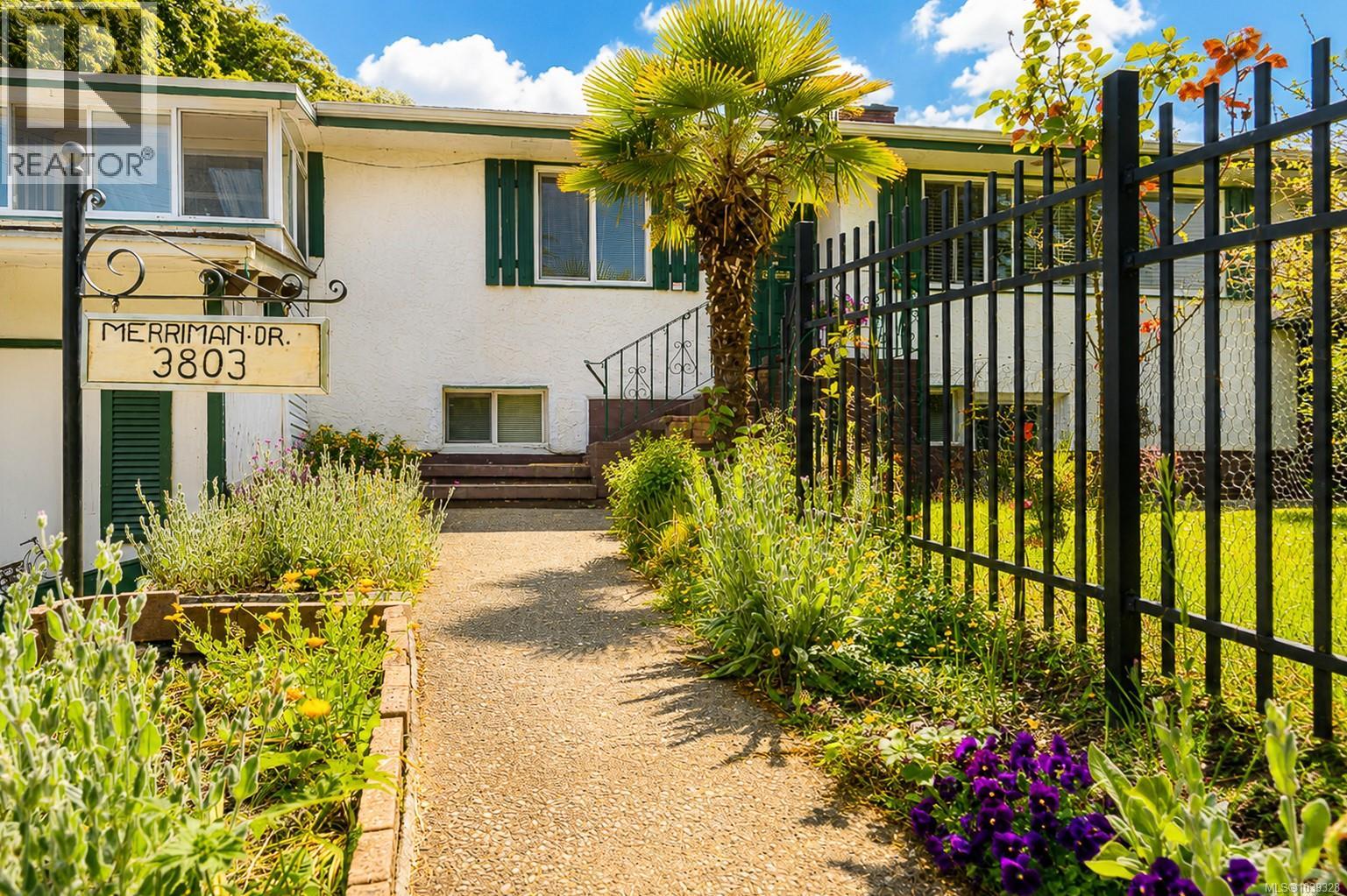 3803 Merriman Dr - 3