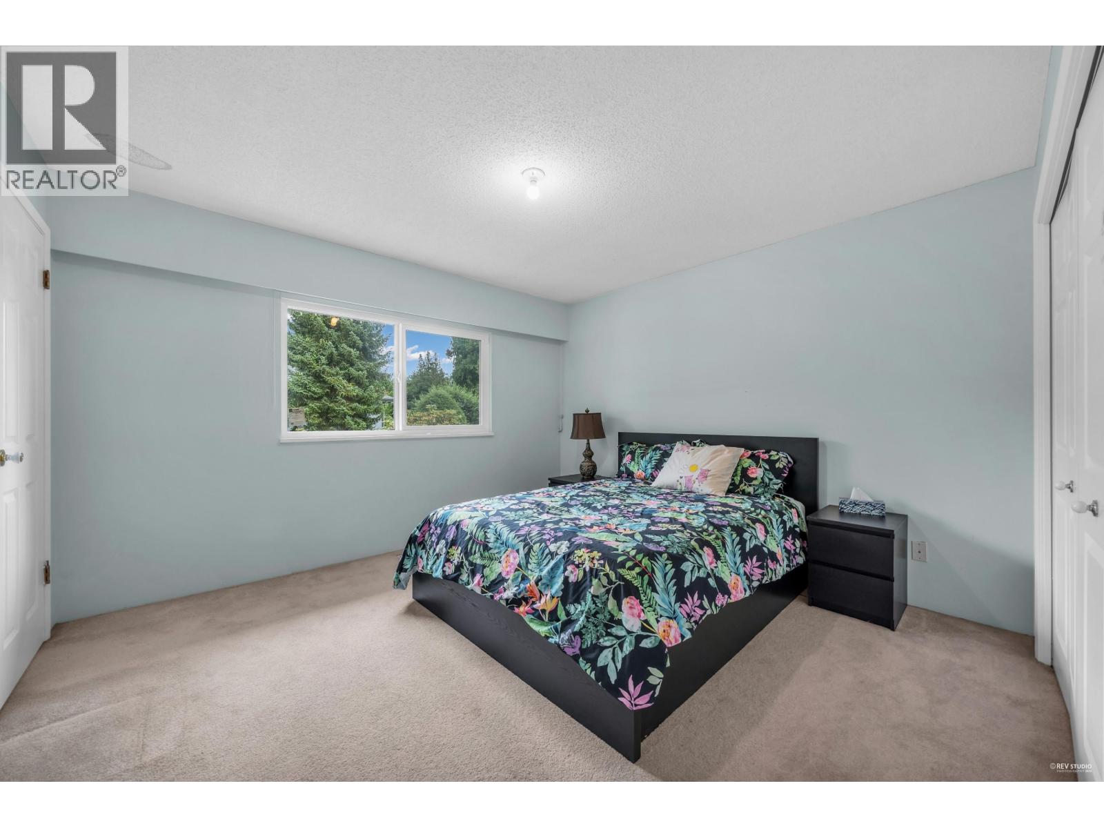 3566 REGENT AVENUE, North Vancouver
