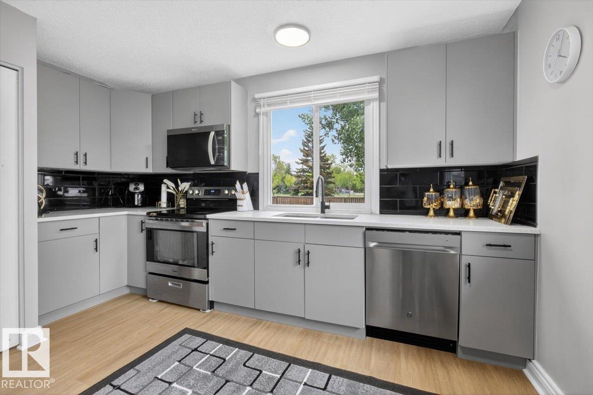 11940 152B AV NW - 11