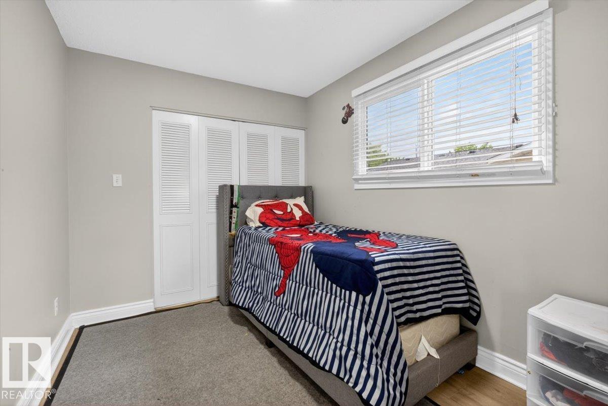 11940 152B AV NW - 13