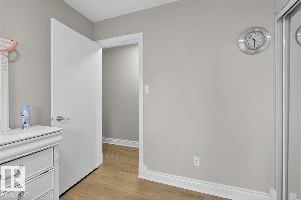 11940 152B AV NW - 17