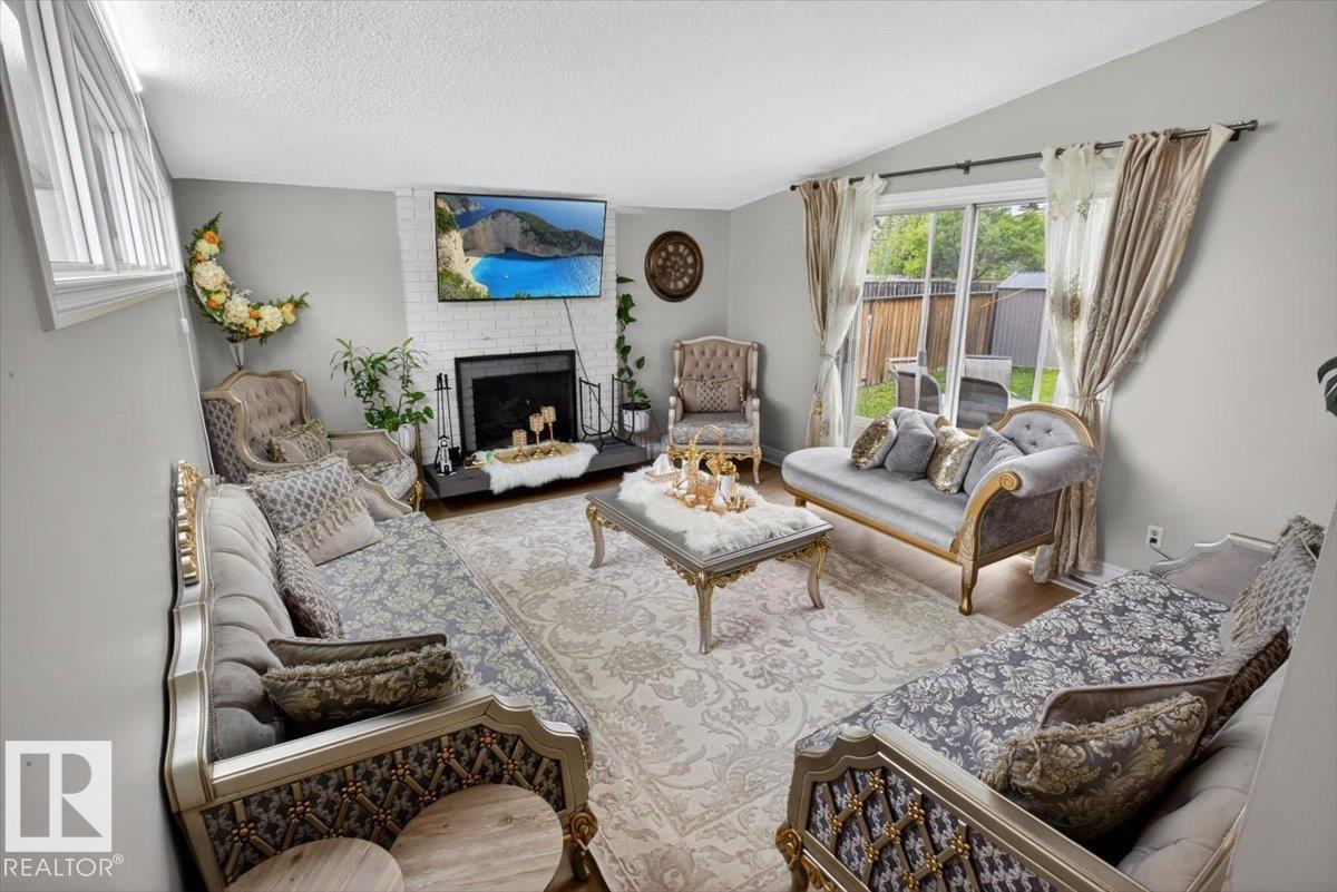 11940 152B AV NW - 2