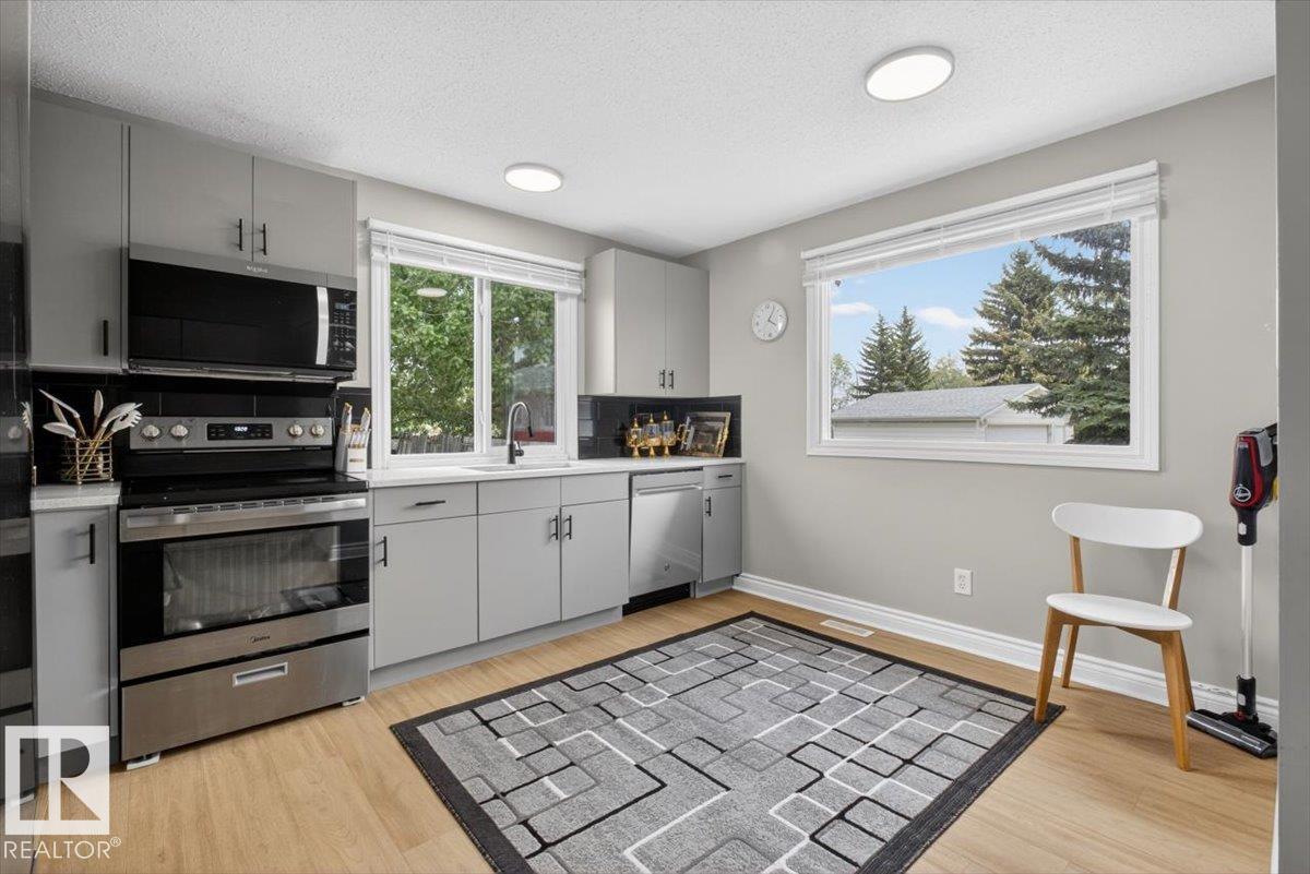 11940 152B AV NW - 9