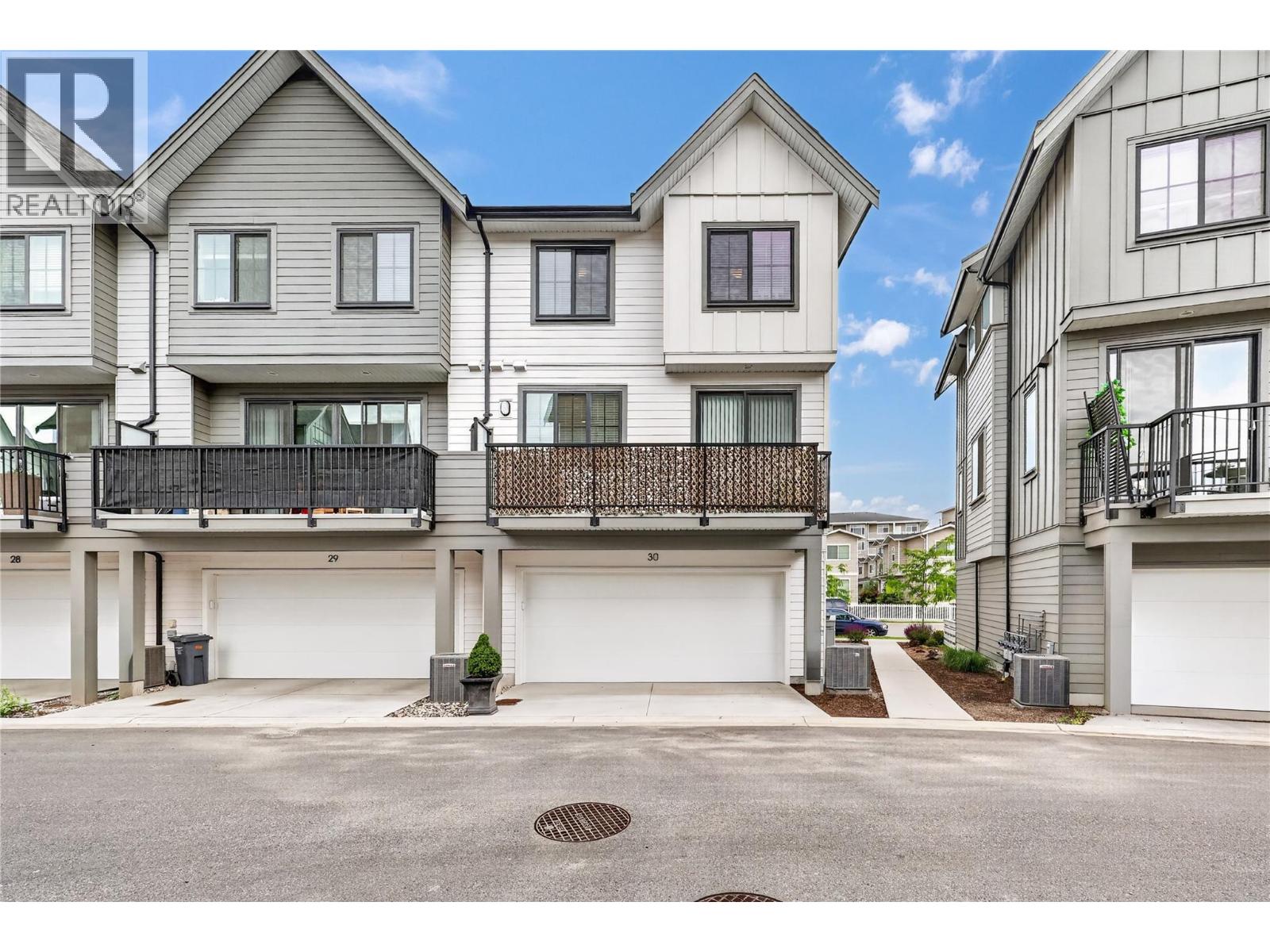 30 307 Glen Park Drive, Kelowna