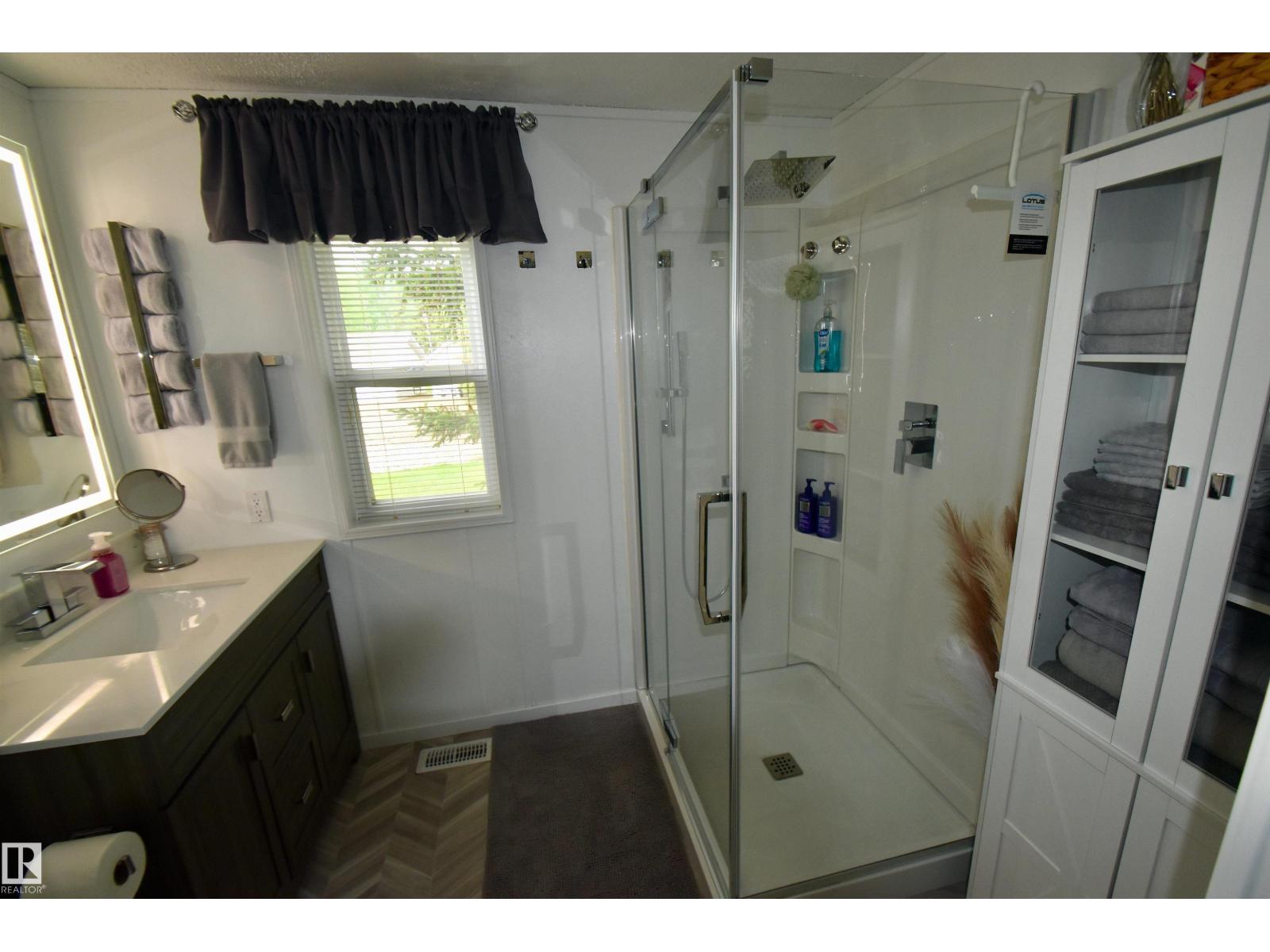 241 11502 TWP RD 604 - 14