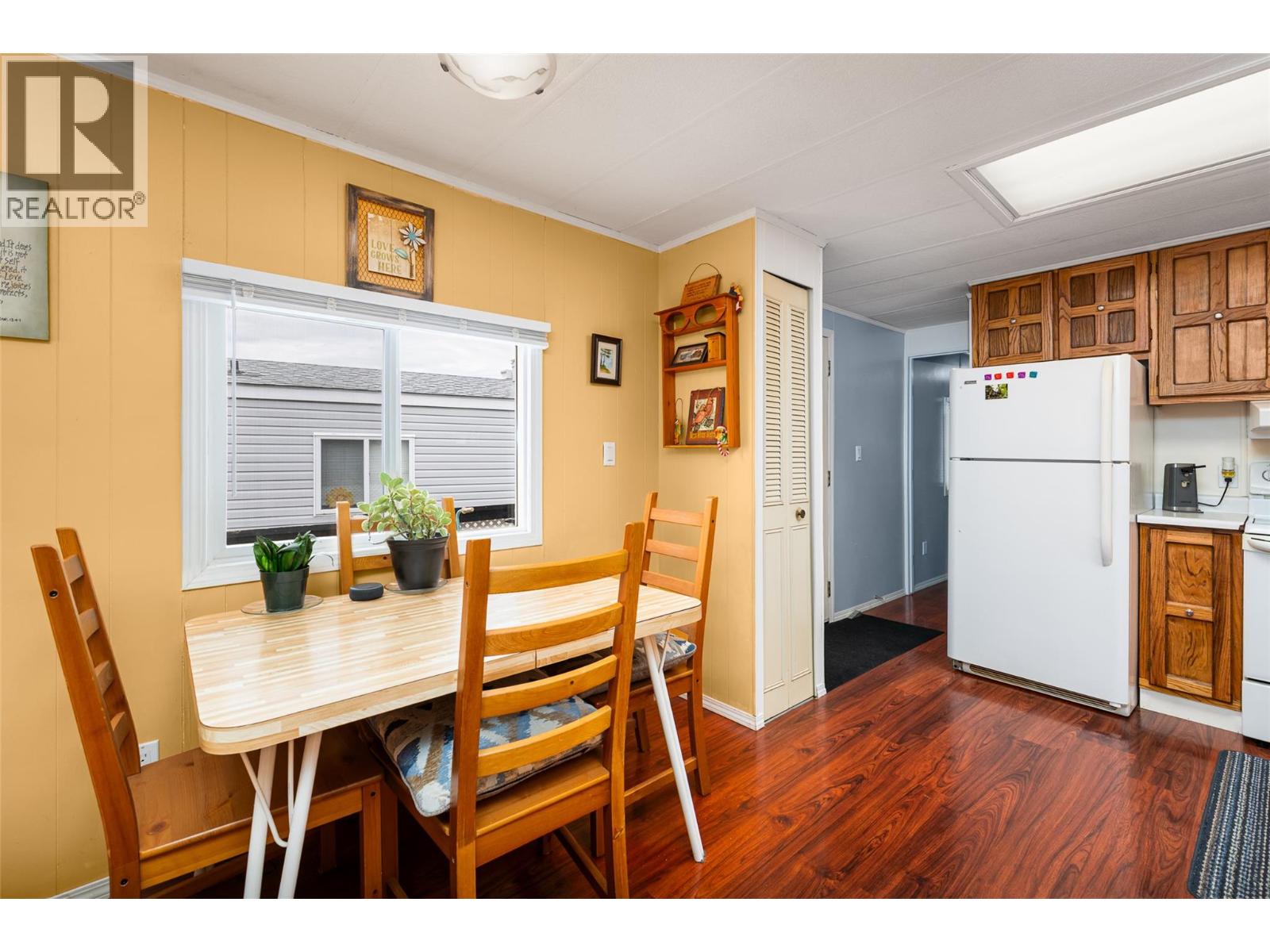 #4 1421 Erickson Street - 34