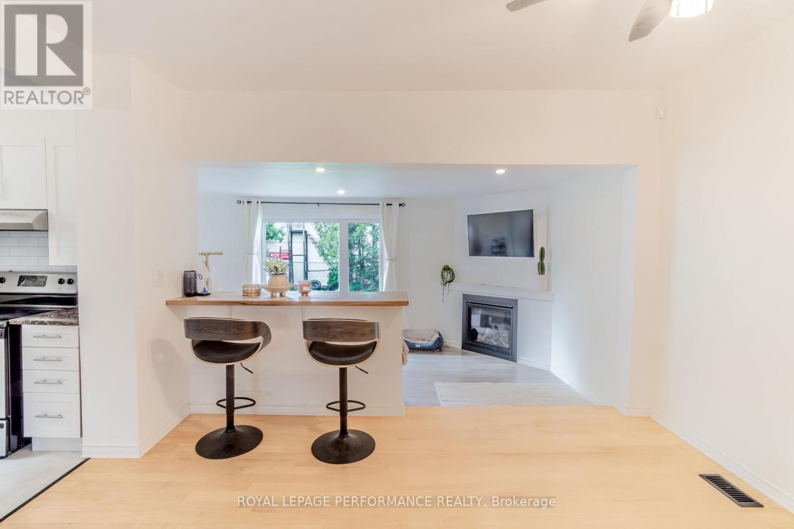 141 CHEVRIER AVENUE - 14