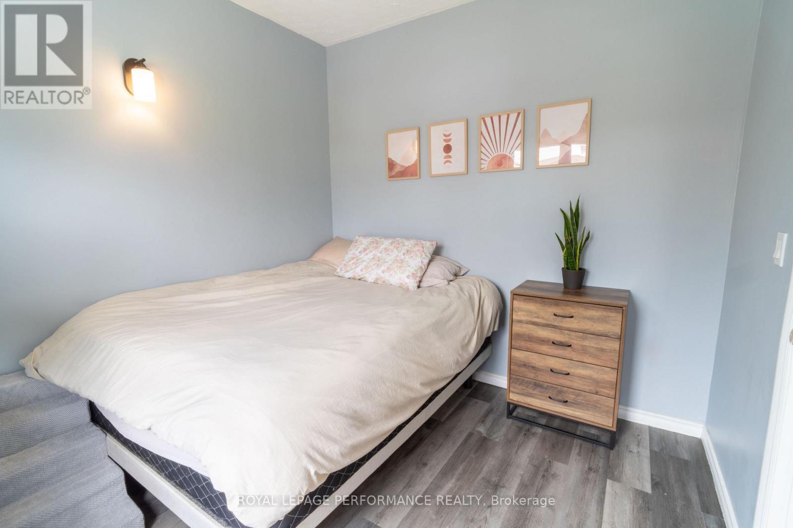 141 CHEVRIER AVENUE - 26