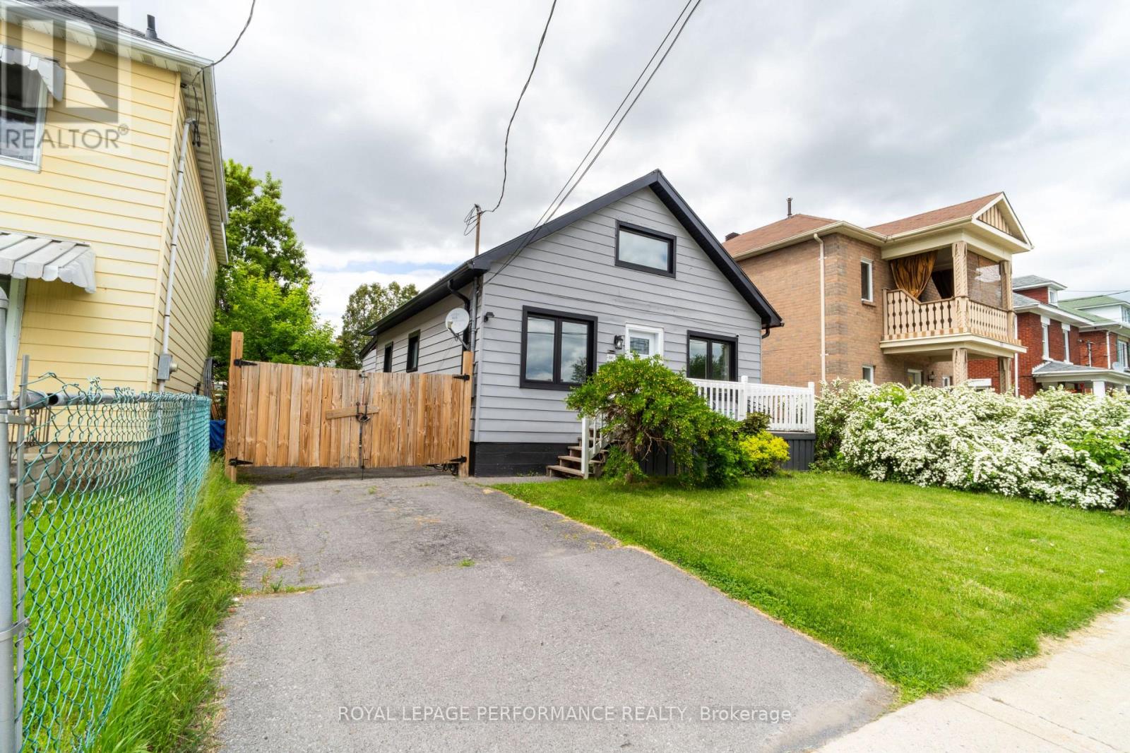 141 CHEVRIER AVENUE - 3