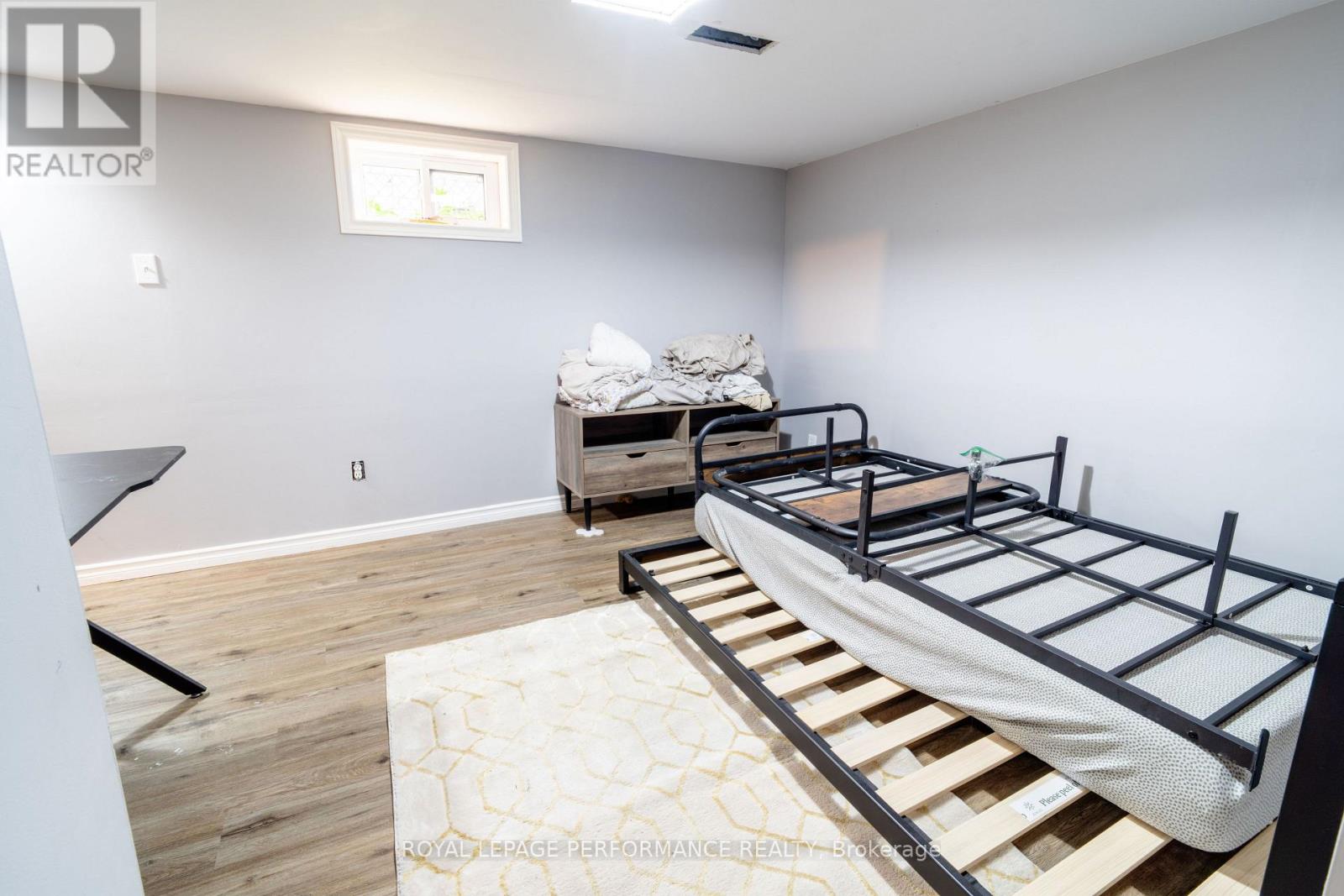 141 CHEVRIER AVENUE - 33