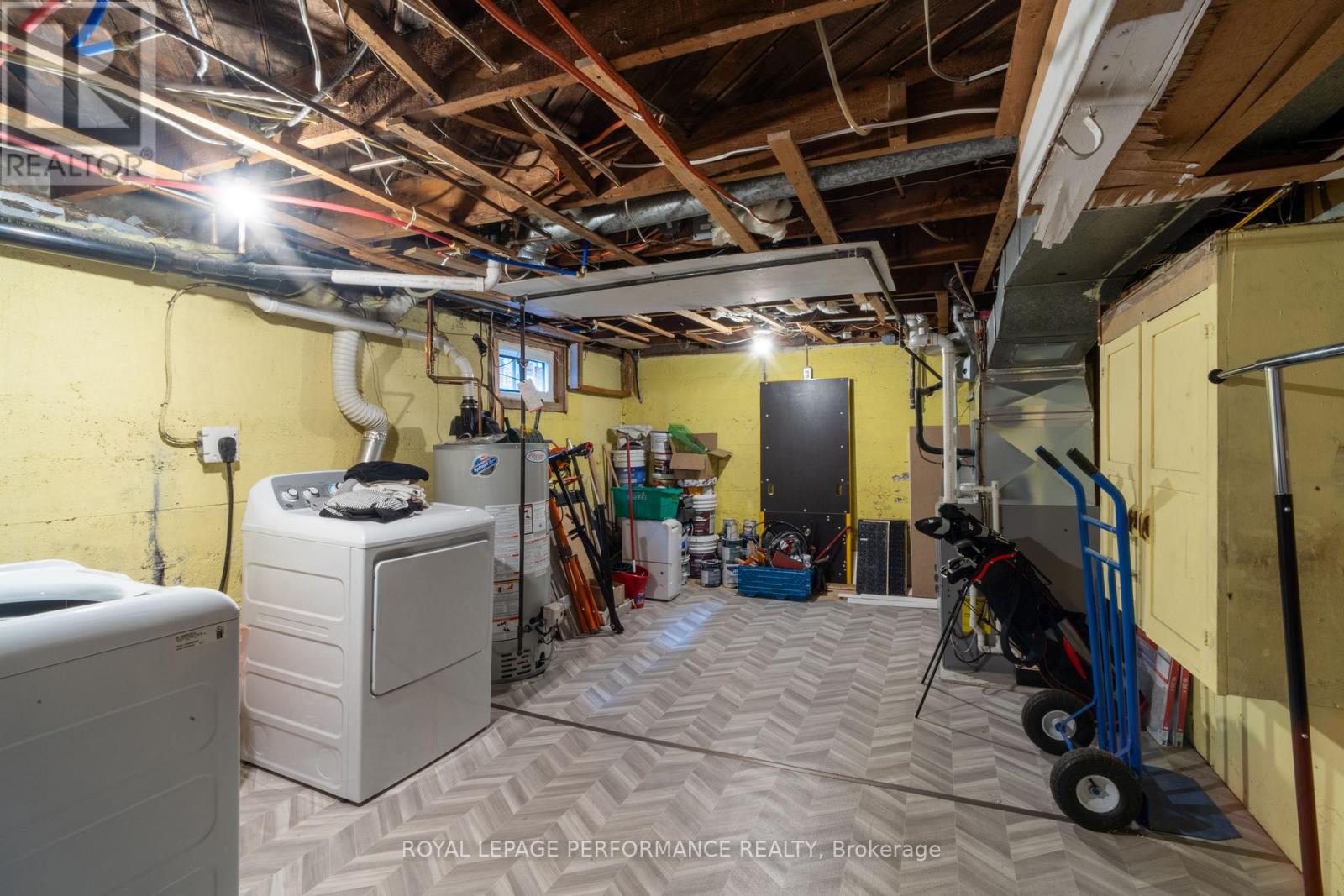 141 CHEVRIER AVENUE - 34