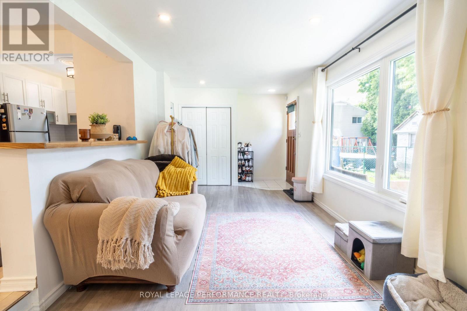 141 CHEVRIER AVENUE - 7