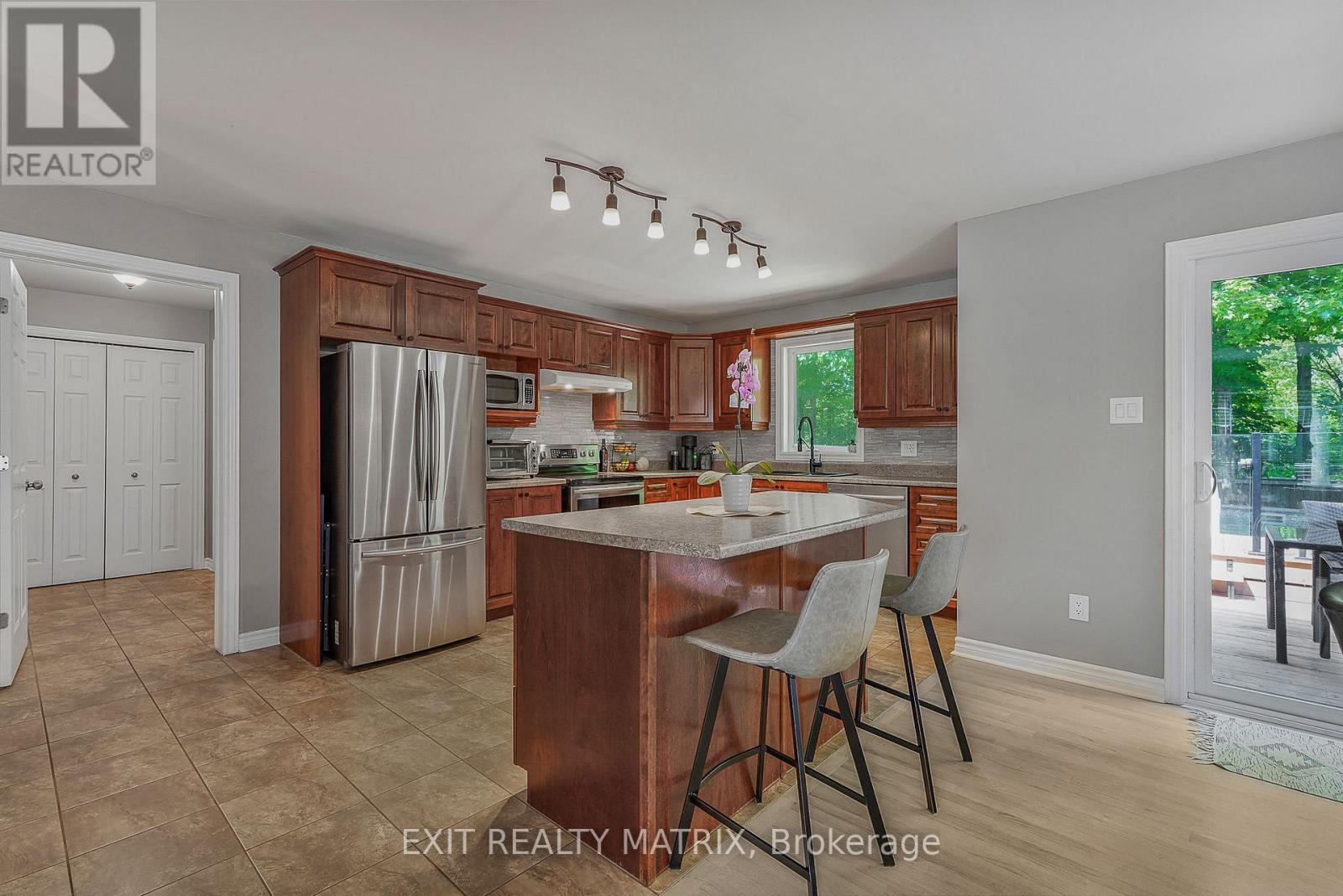 19 SOUTH INDIAN DRIVE - 12