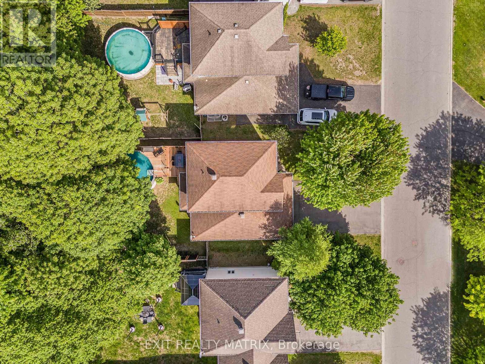 19 SOUTH INDIAN DRIVE - 36