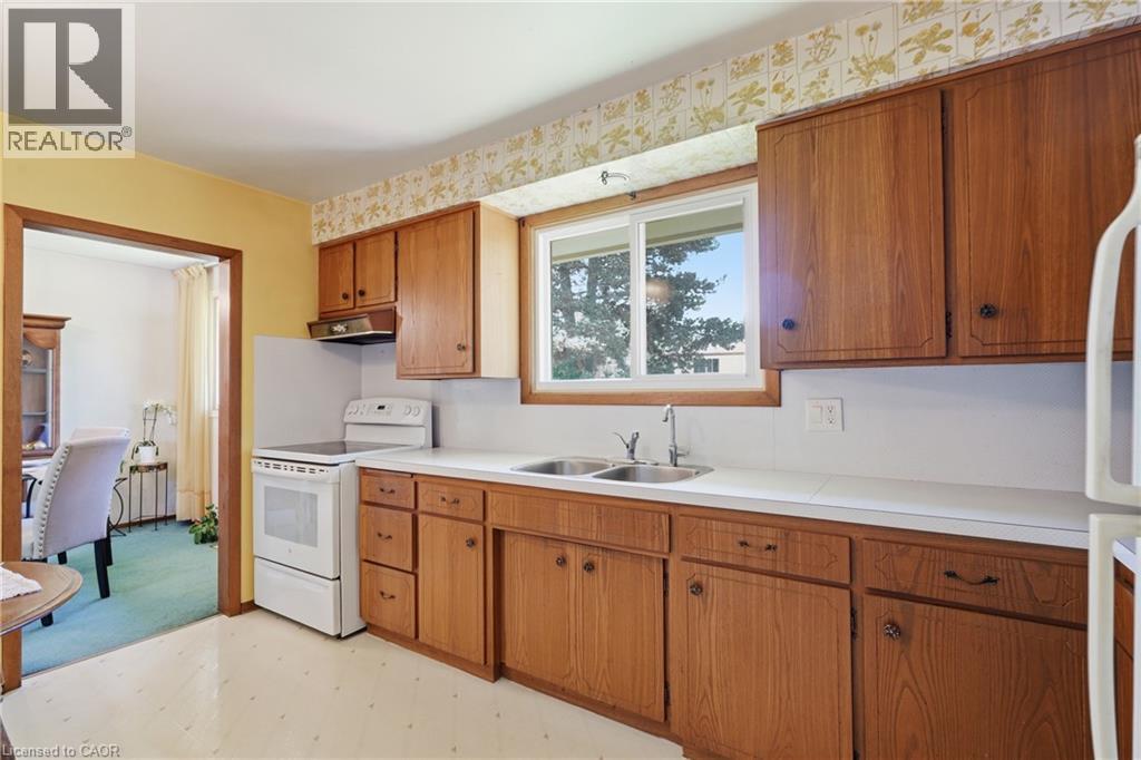 4 BRADLEY Place - 9