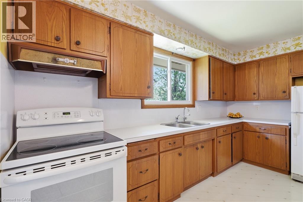 4 BRADLEY Place - 10