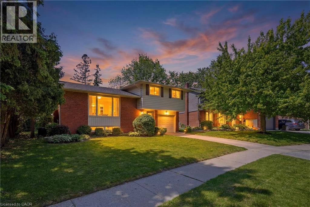 4 BRADLEY Place - 32