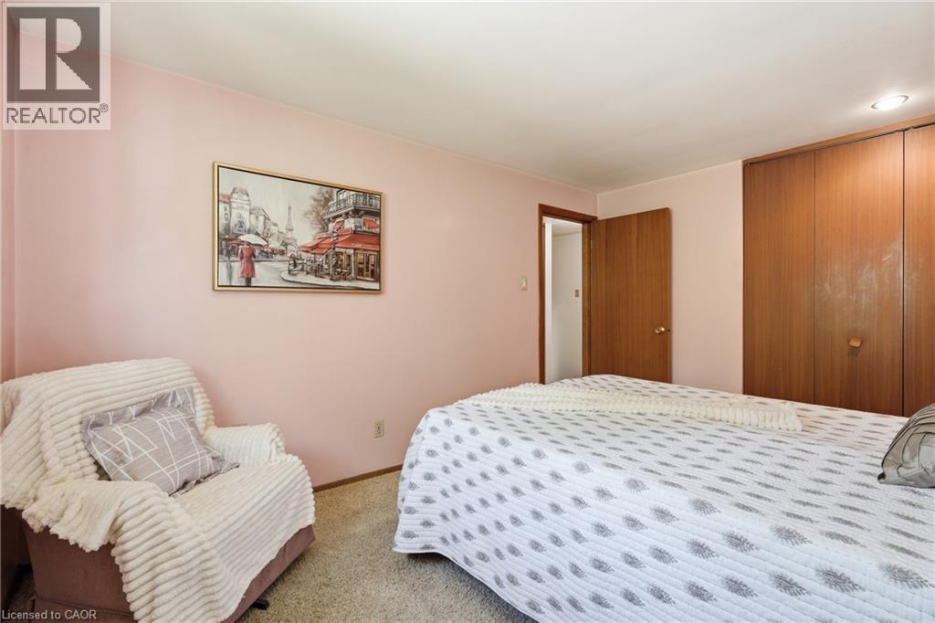 4 BRADLEY Place - 20