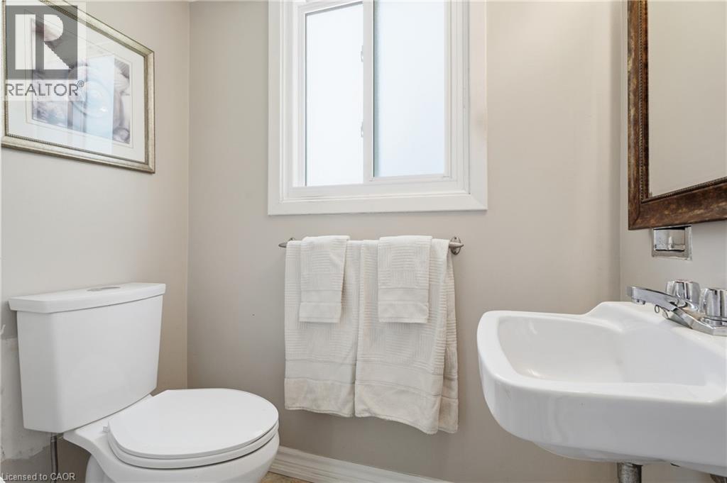 4 BRADLEY Place - 24