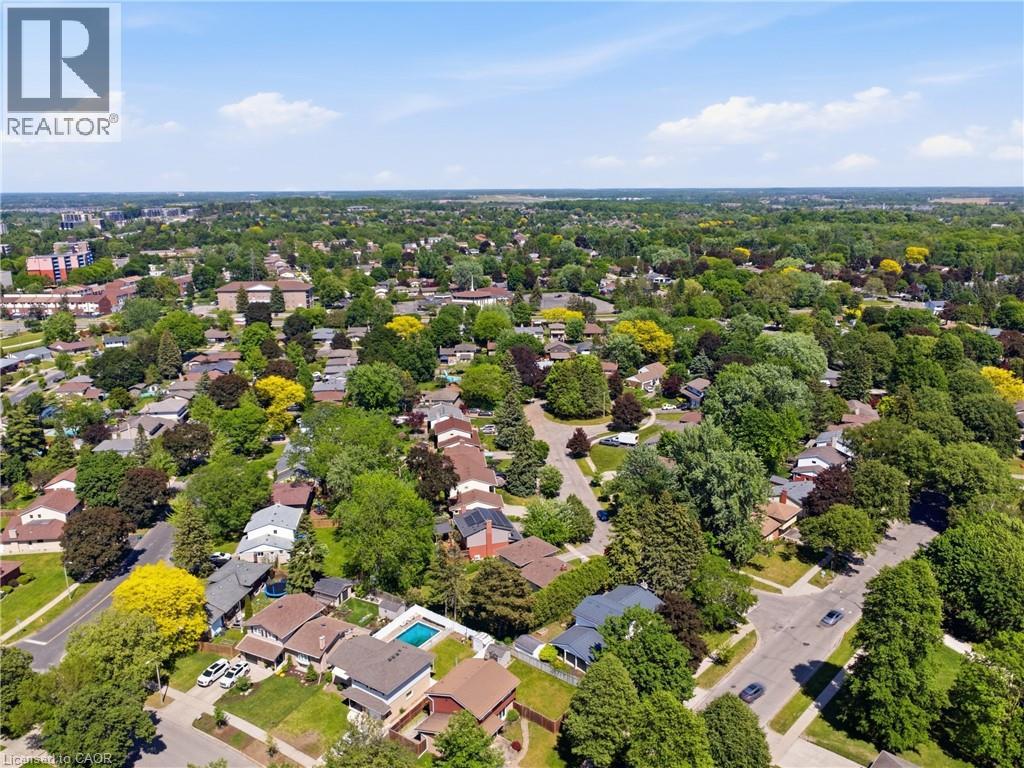 4 BRADLEY Place - 44