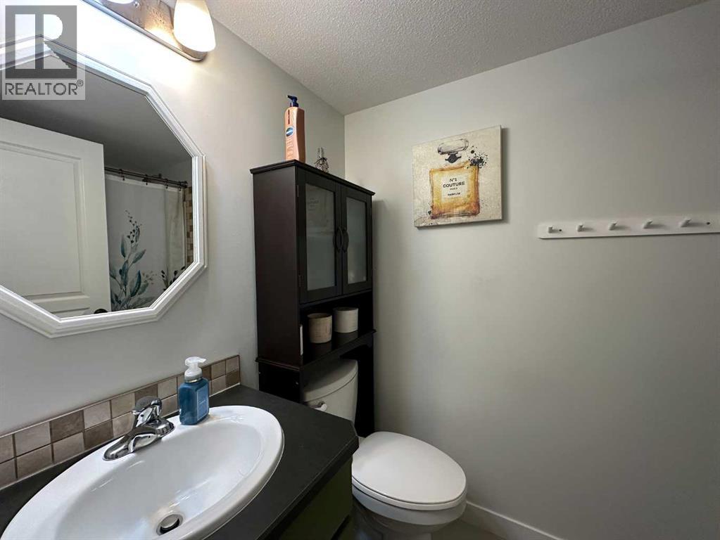 5018 61 AvenueClose - 20