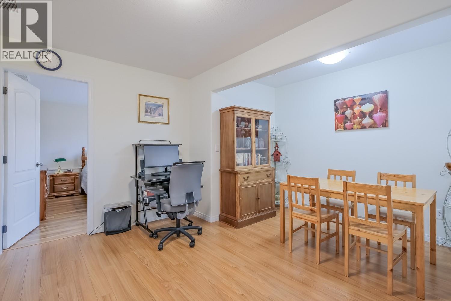 1509 Feedham Avenue - 45