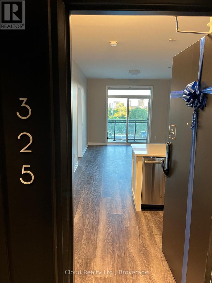 #325 95 DUNDAS STREET - 11