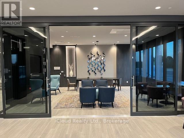 #325 95 DUNDAS STREET - 46