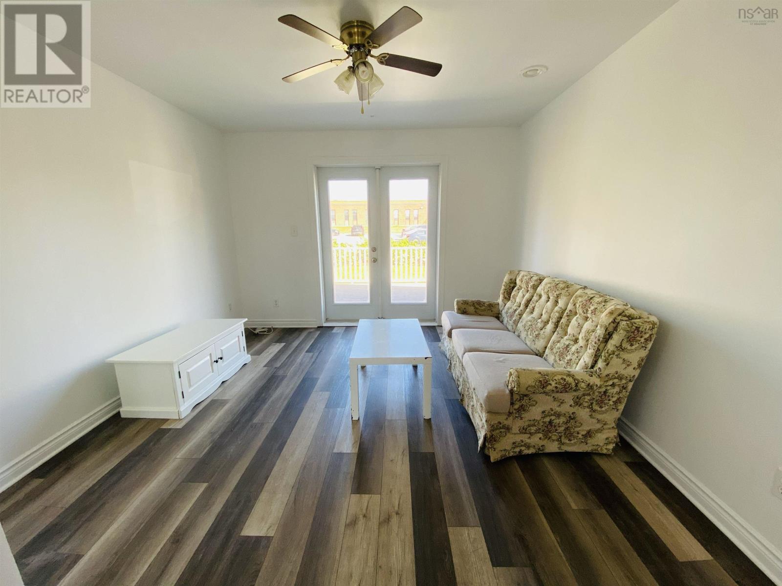 Property 22 of 25 of 23 Gerards Lane
