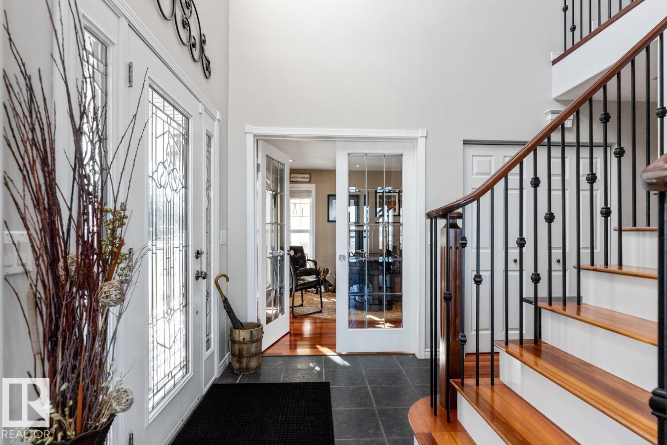 5803 51 AV — photo 22