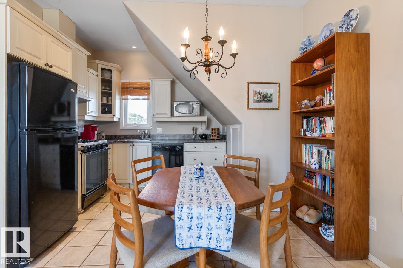 5803 51 AV — photo 35