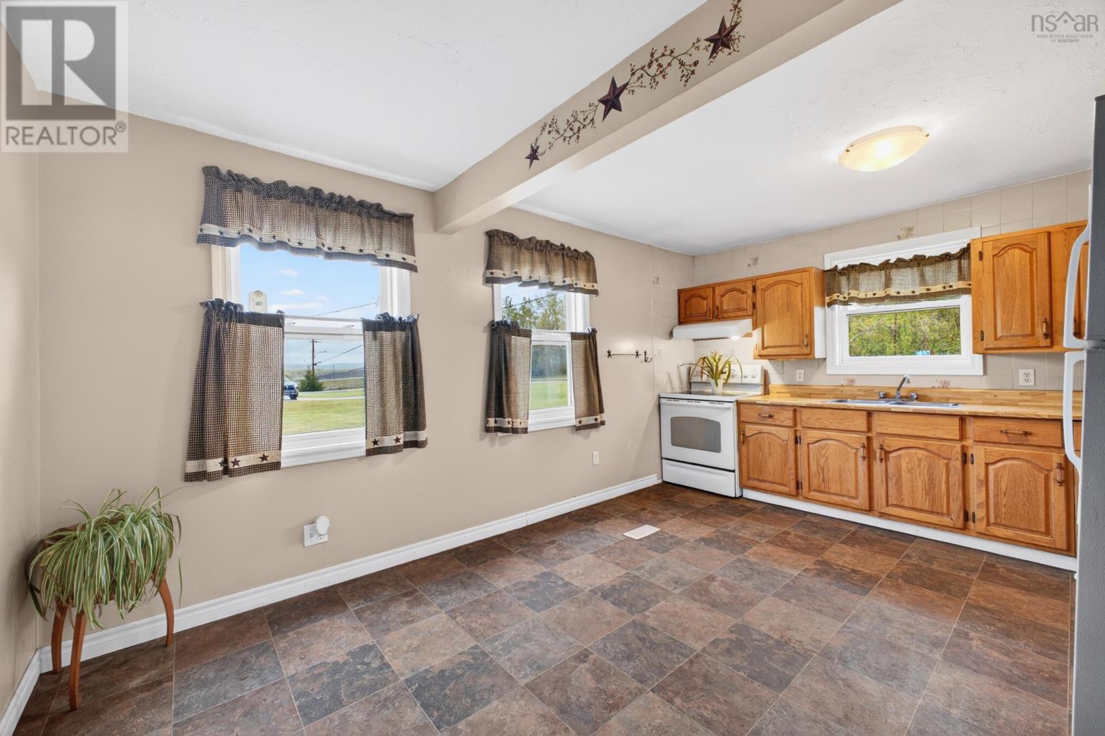 410 AUBURN Avenue - 8
