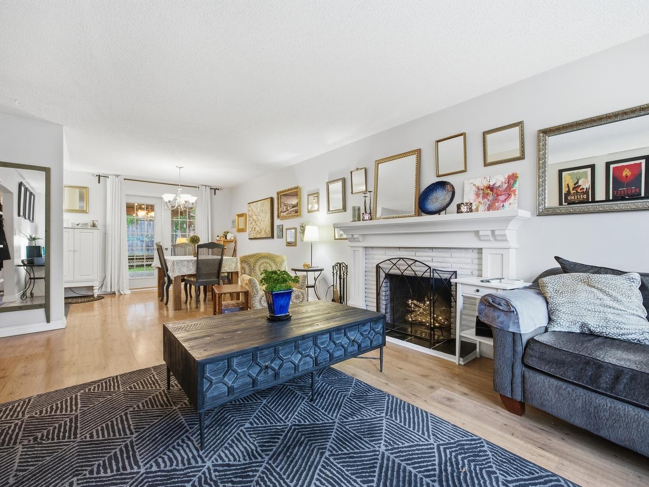 11220 LANSDOWNE DRIVE, Surrey
