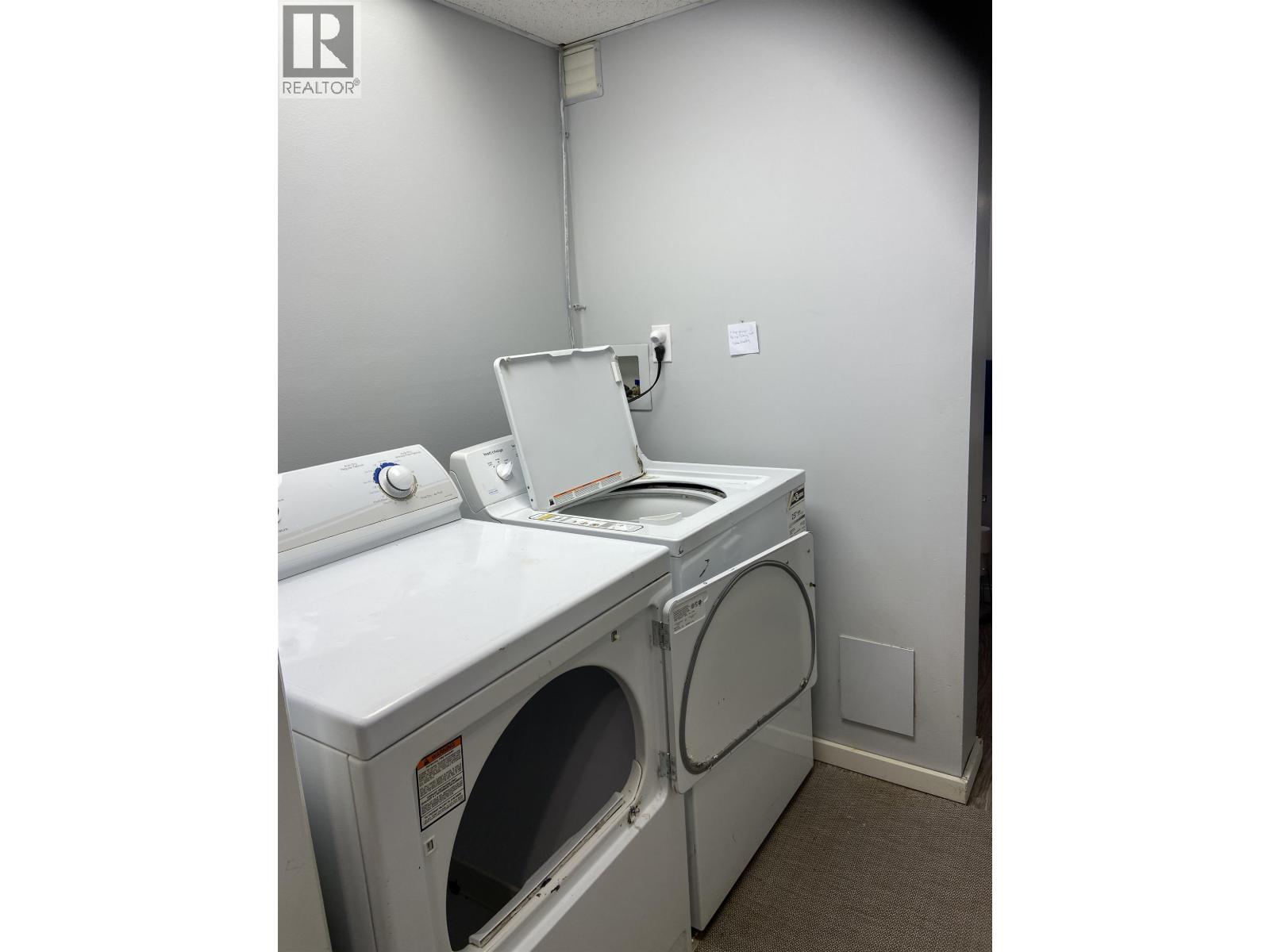 2601 SPARKS STREET - 15