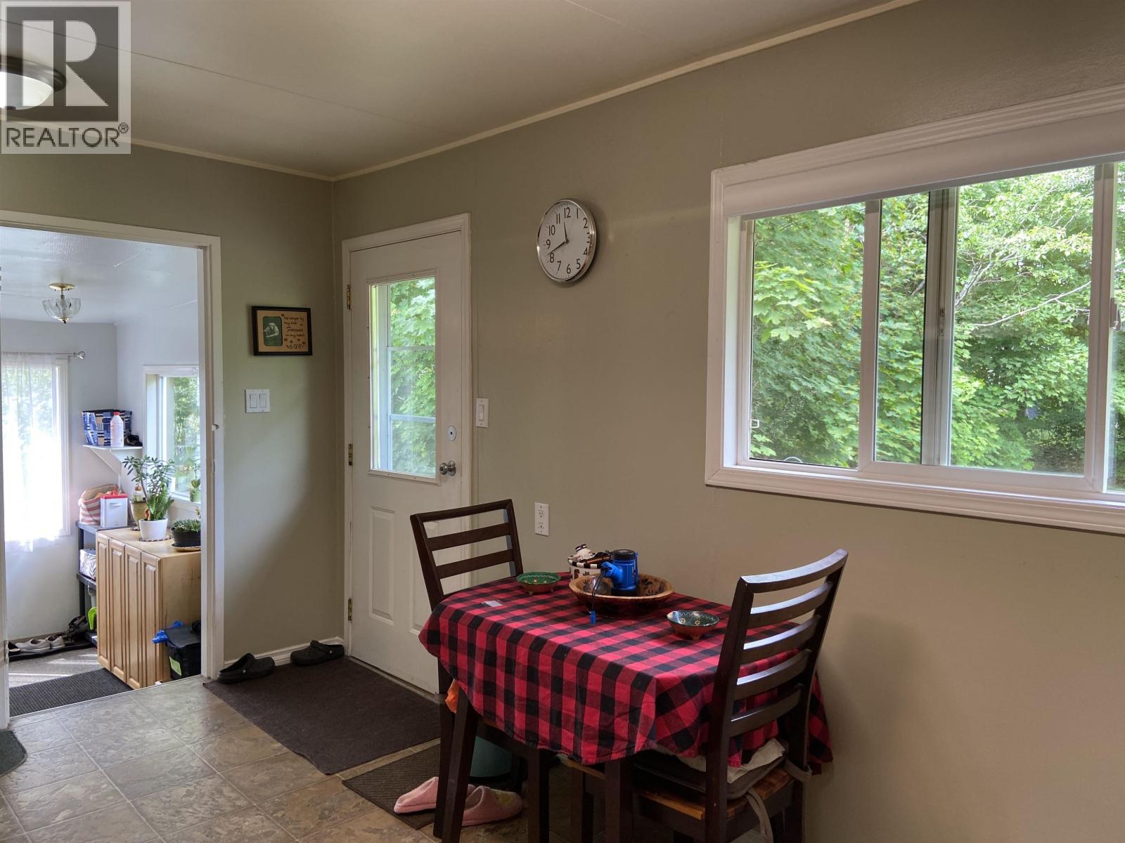 2601 SPARKS STREET - 6