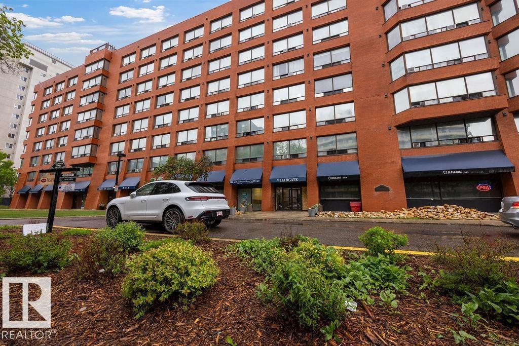 #315 10160 114 ST NW - 1