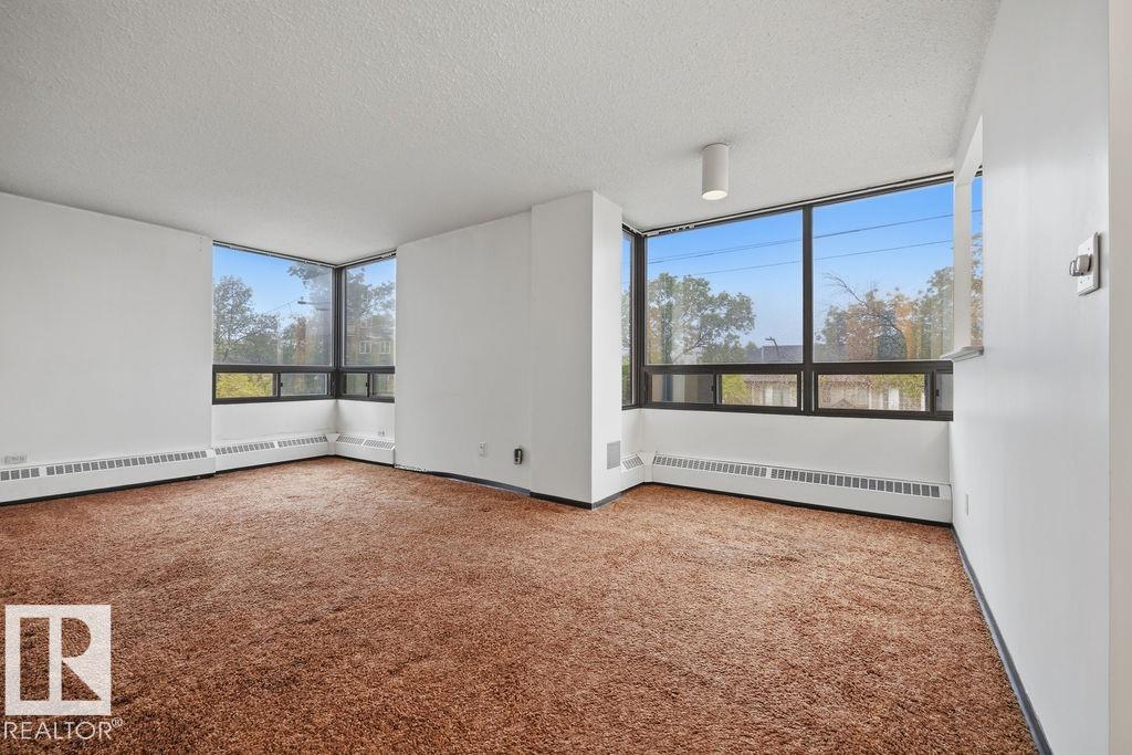 #315 10160 114 ST NW - 8