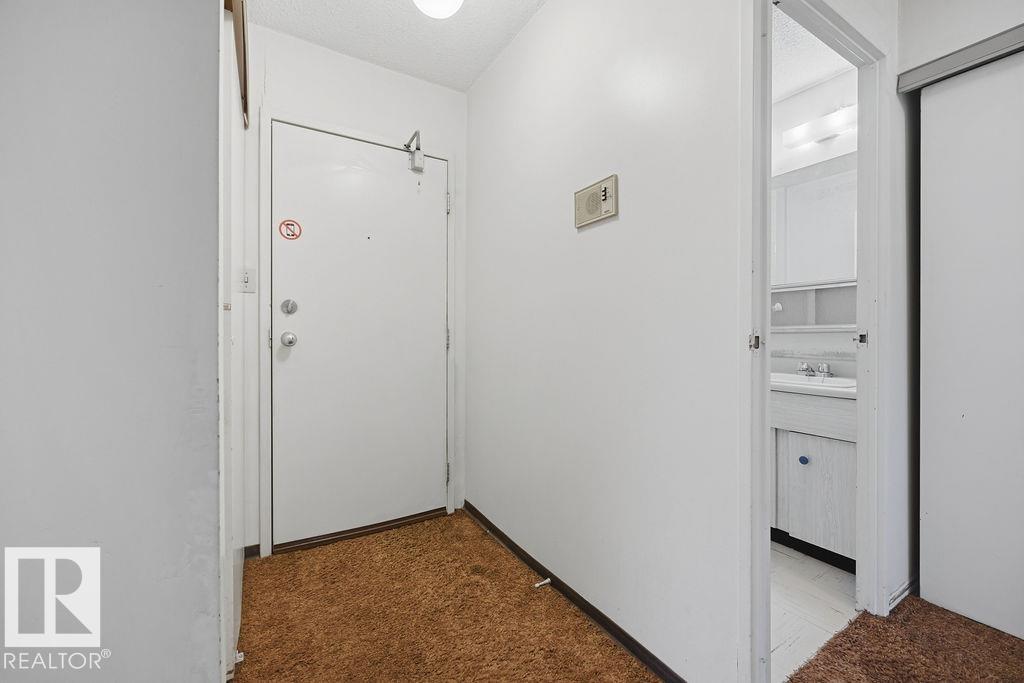 #315 10160 114 ST NW - 7