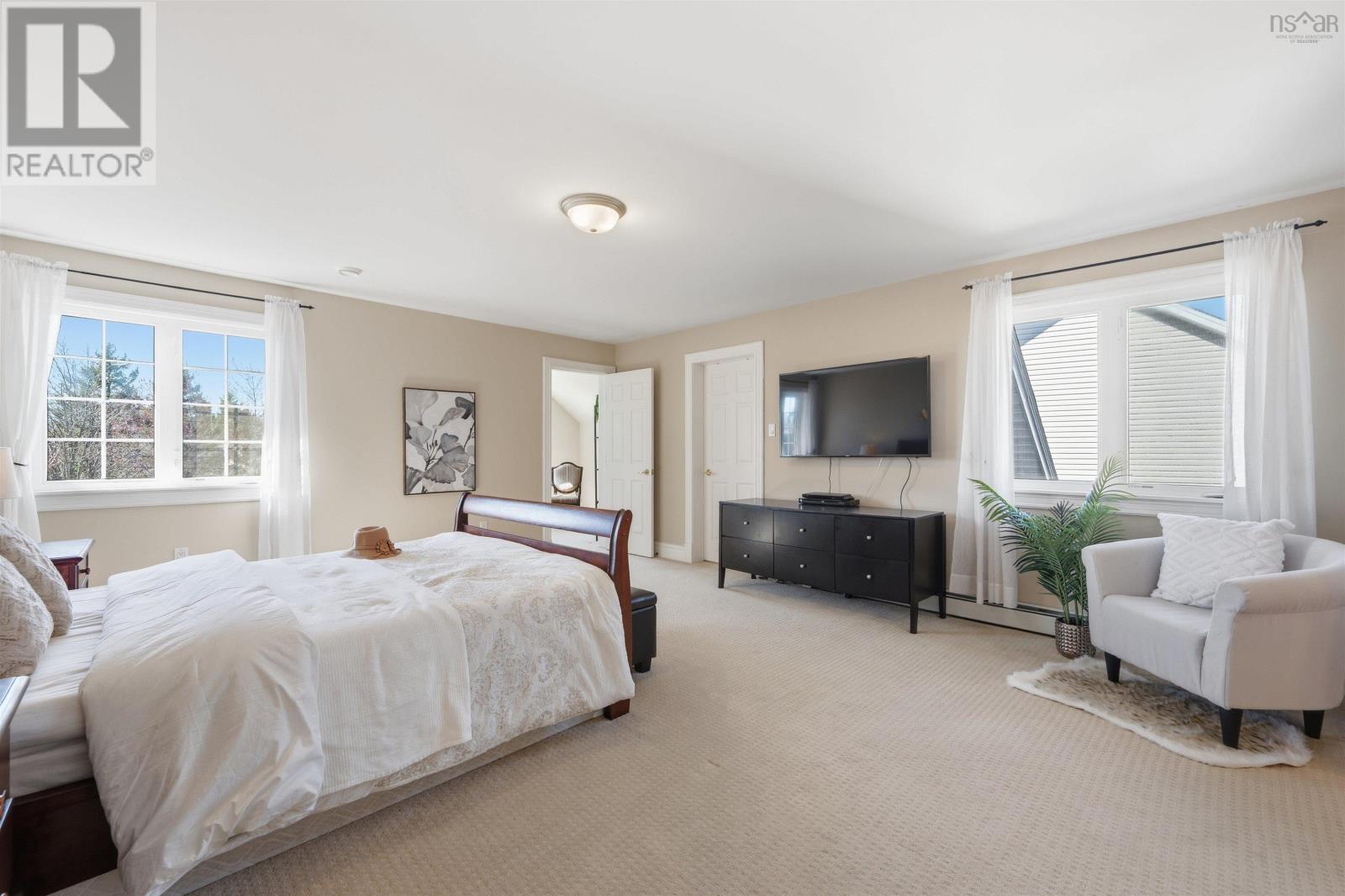 65 Roxbury Crescent - 20