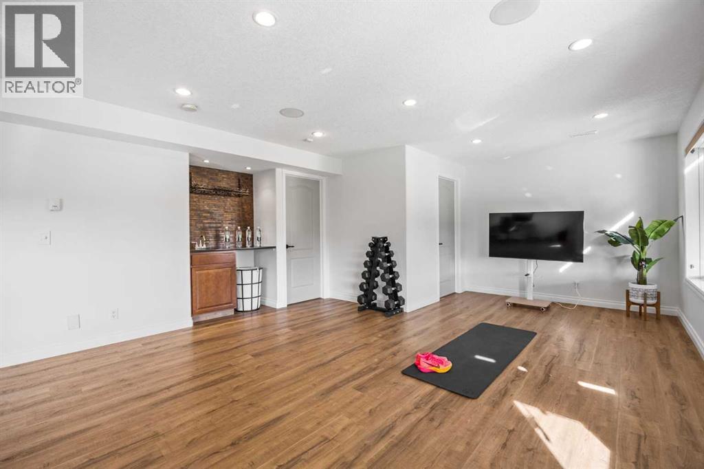 87 Royal Birch Point NW - 35