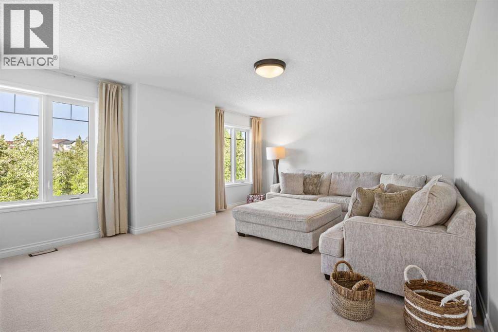 87 Royal Birch Point NW - 23