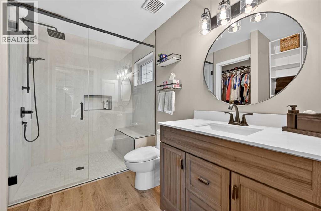 30 Douglasdale Point SE - 24