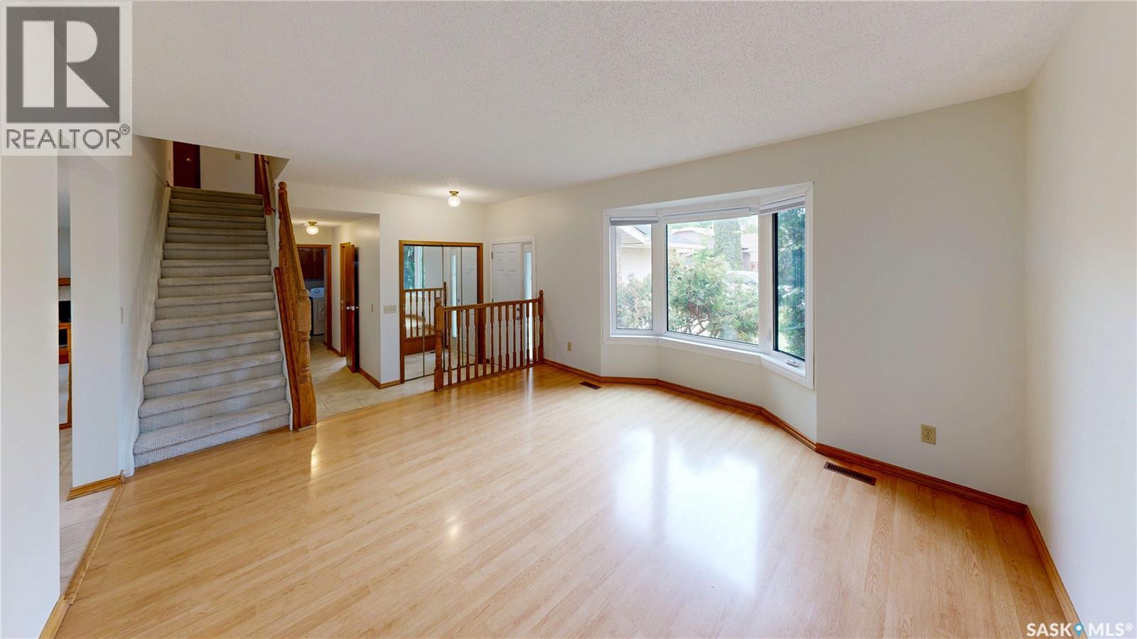 2630 Crocus DRIVE - 3