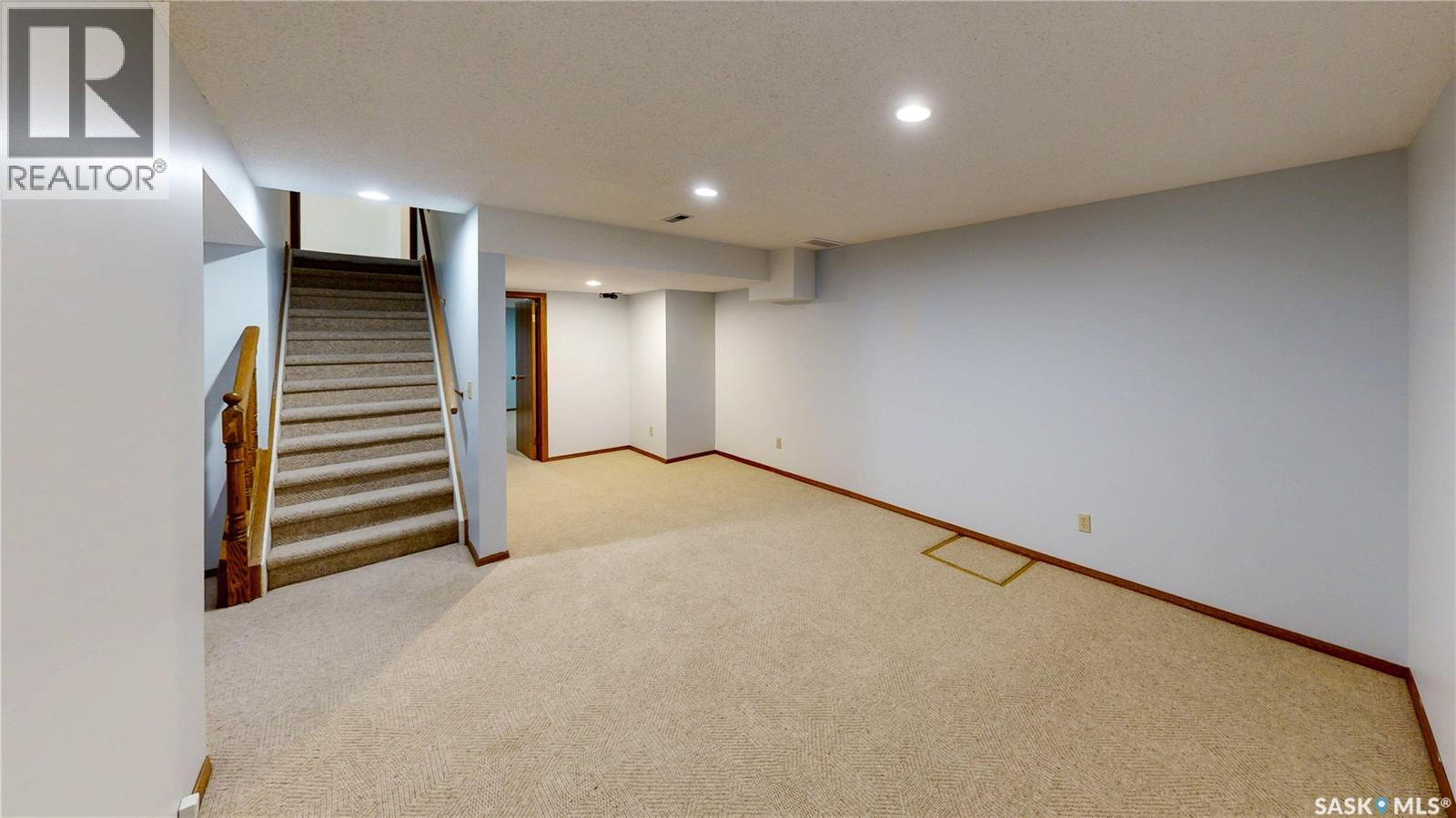 2630 Crocus DRIVE - 31