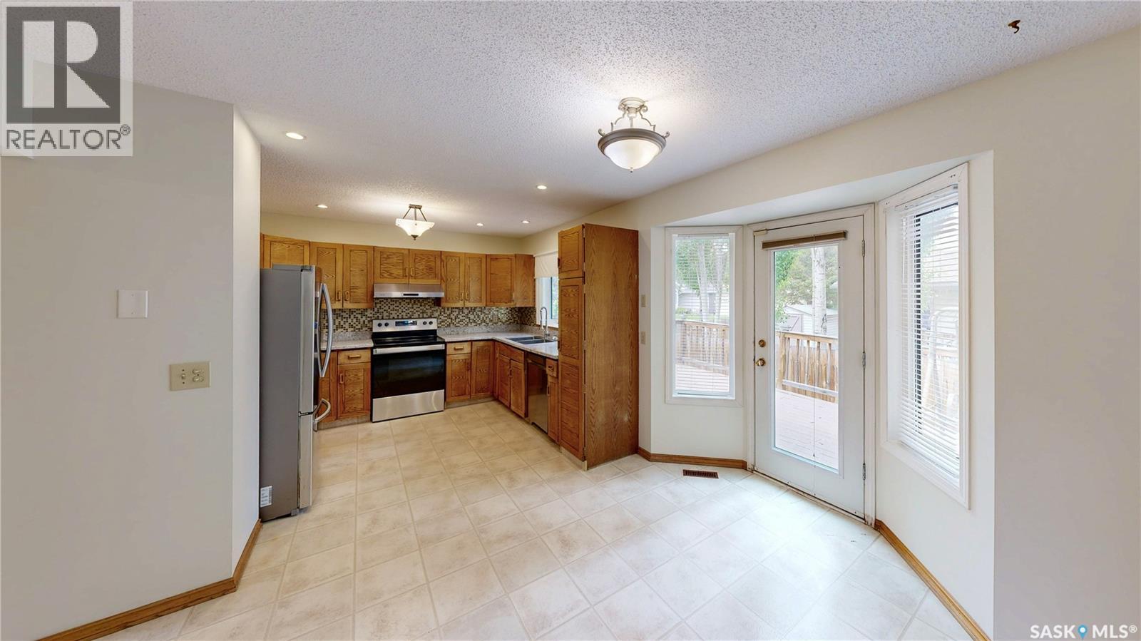 2630 Crocus DRIVE - 6