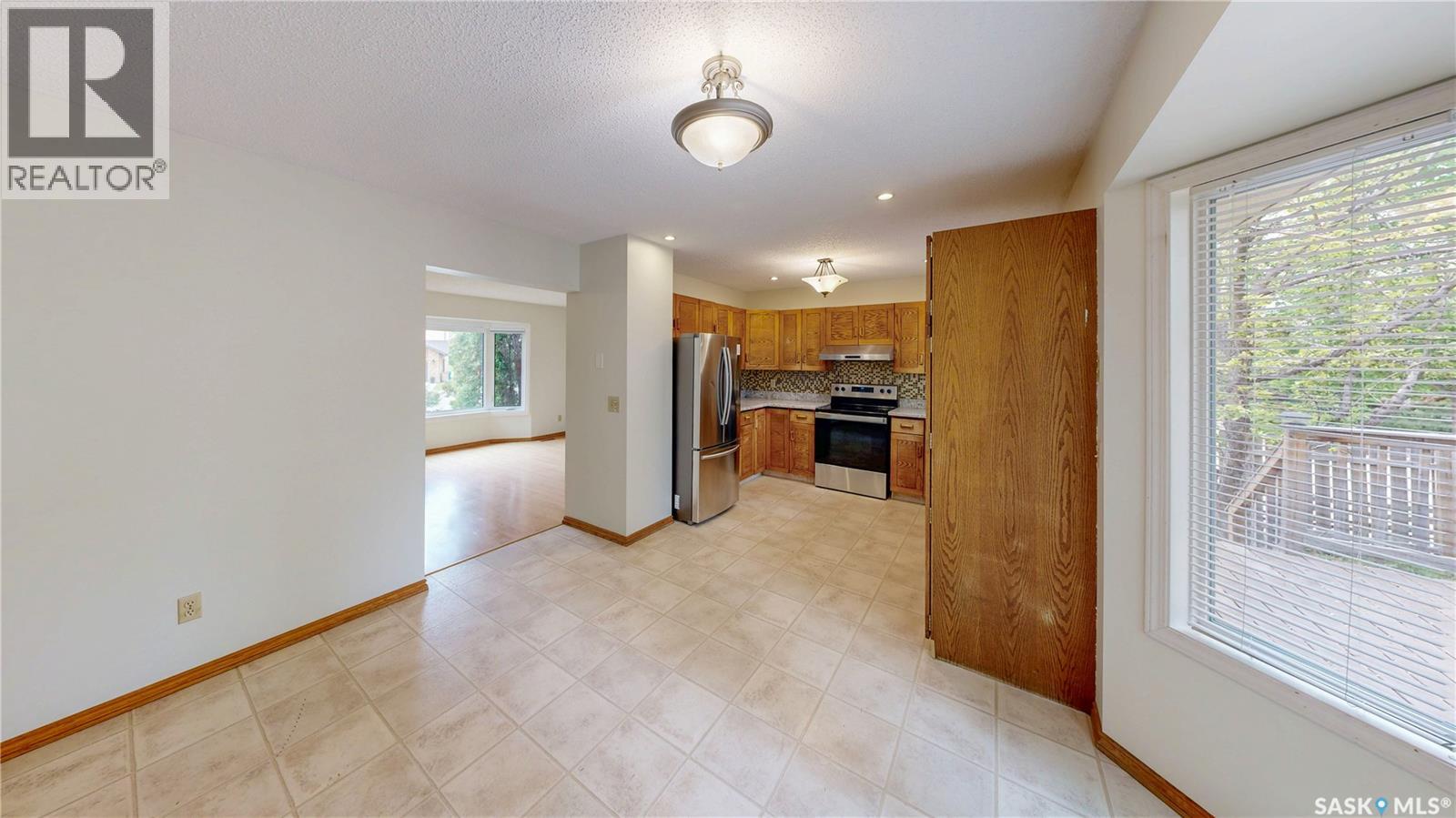 2630 Crocus DRIVE - 7