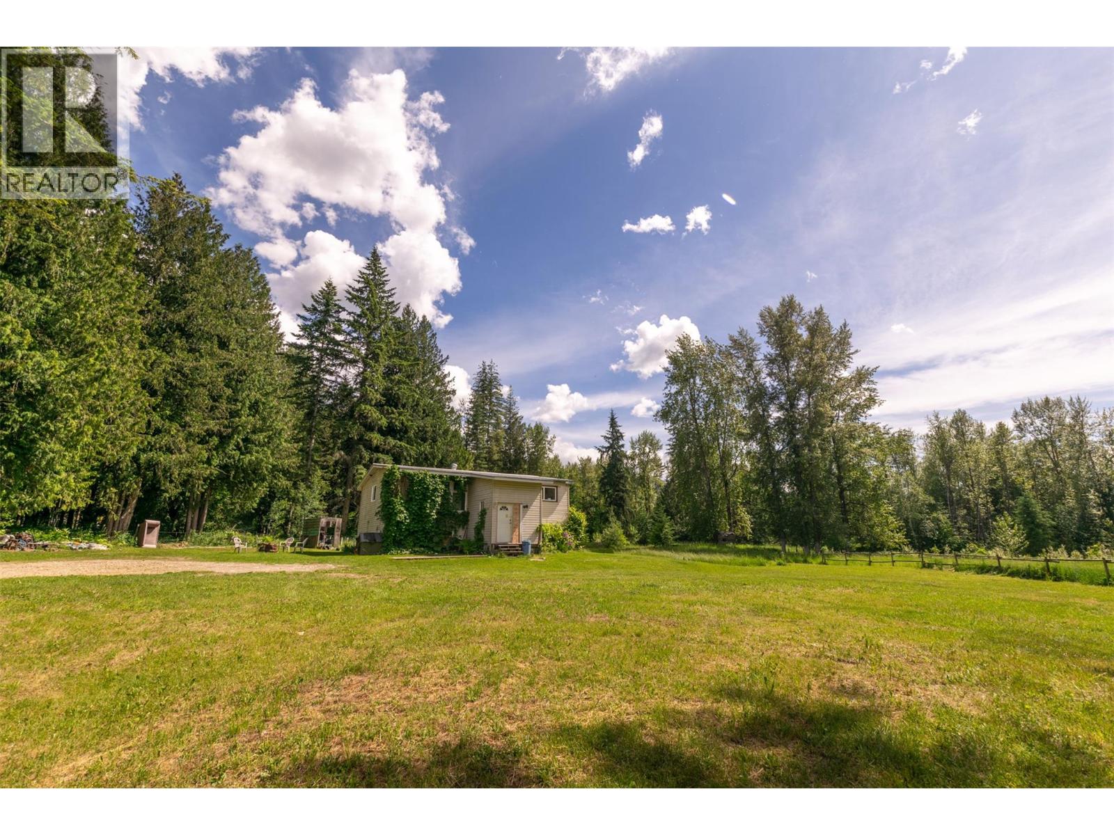 34 West Poirier Road - 26