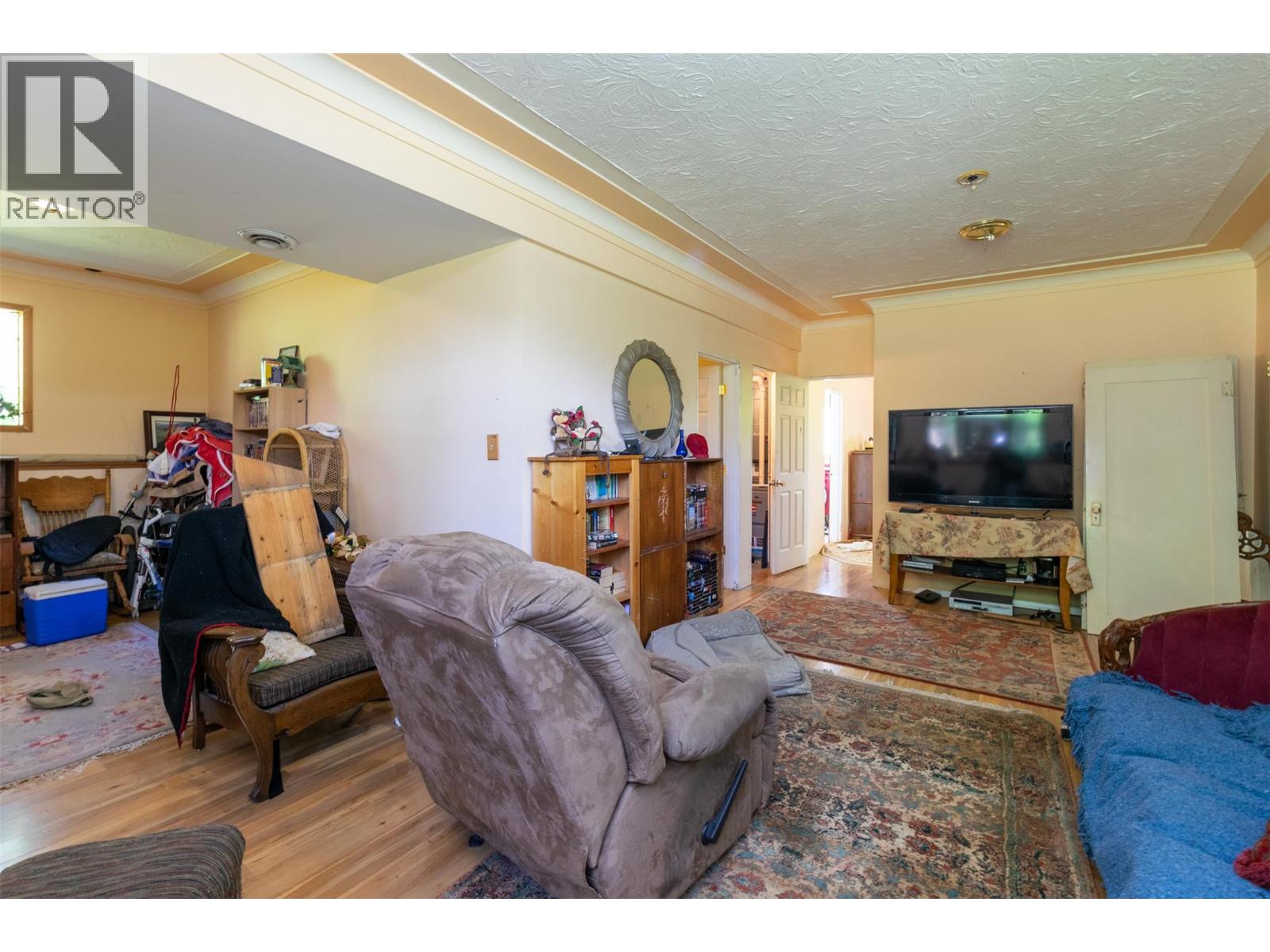  34 West Poirier Road, Mara