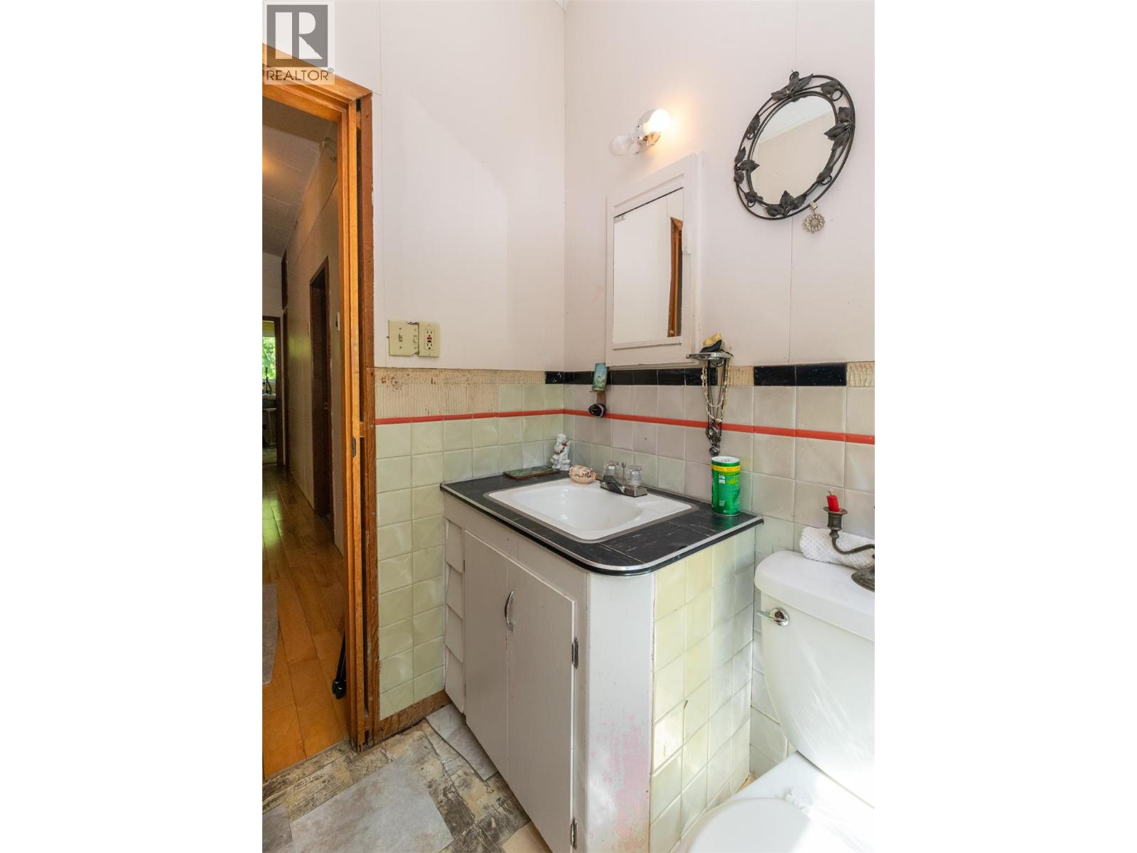  34 West Poirier Road, Mara
