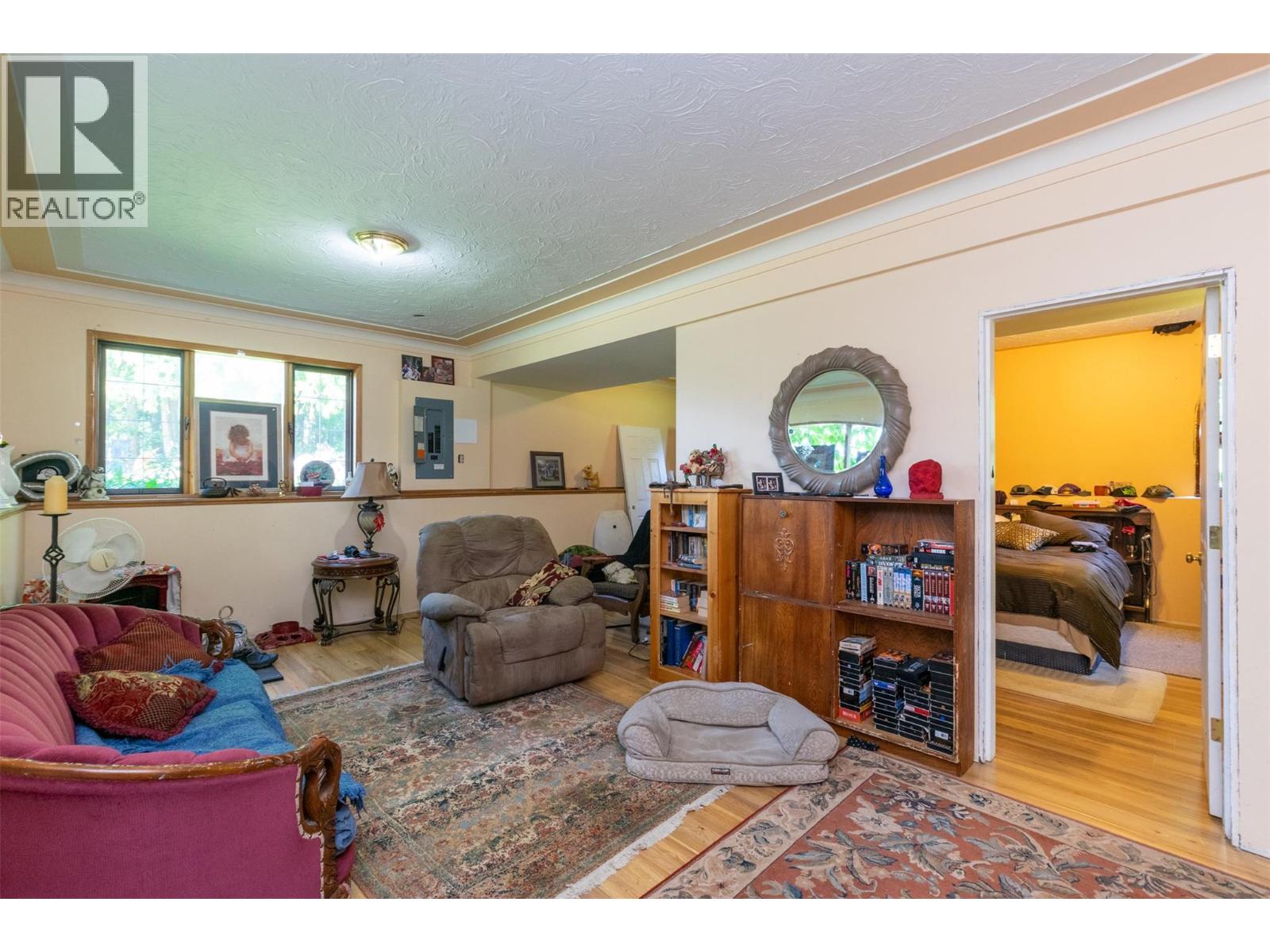 34 West Poirier Road - 17